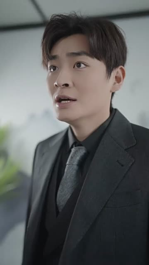 替嫁给了奶狗霸总(99集) 替嫁给了奶狗霸总(99集)第一集