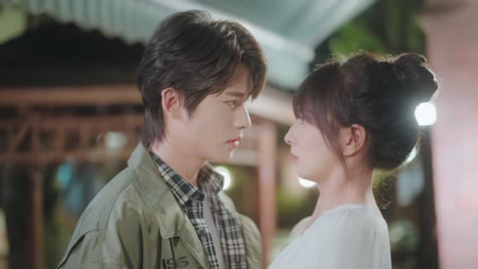 Bling Bling的你(6集) Bling Bling的你(6集)亿万短剧抢先看