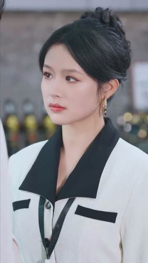 情陷港城(100集) 情陷港城(100集)一个短剧看全集