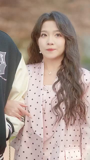 从观众席到舞台,吓懵现场歌手(91集) 从观众席到舞台,吓懵现场歌手(91集)火热短剧抢先看