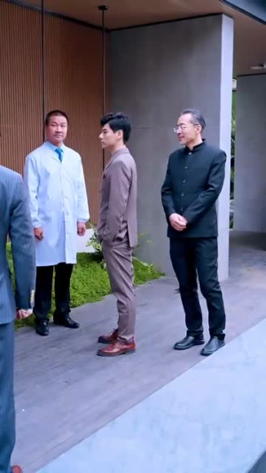 傅少你的身世不简单（89集）古装热门短剧