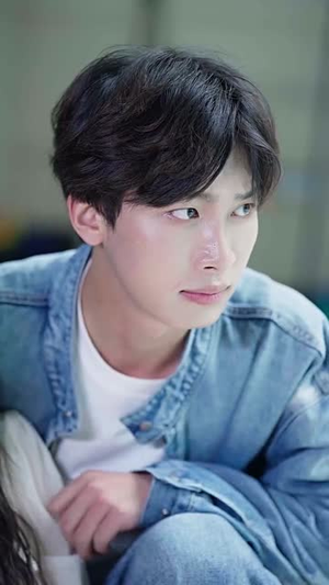 闪婚捡漏年下豪门继承人(79集) 闪婚捡漏年下豪门继承人(79集)热门爆款短剧