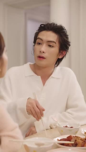 竹马影帝总想官宣(100集) 竹马影帝总想官宣(100集)精彩短剧天天看