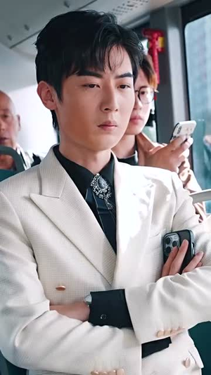 龙组(82集) 龙组(82集)短剧后续更精彩