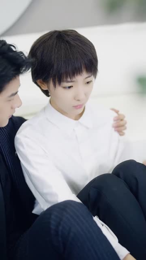 女扮男装后总裁念念不忘(83集) 女扮男装后总裁念念不忘(83集)看精彩短剧