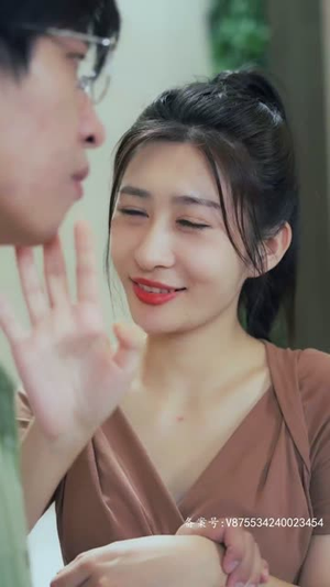 我和房东的秘密,我的美女室友,这个房客不一般(合集) 我和房东的秘密,我的美女室友,这个房客不一般(合集)完整版免费观看