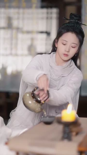 陈姨娘她修真回来了（80集）最近很火的短剧