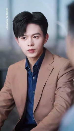 当众离婚弃妇竟是总裁白月光（70集）短剧看全集