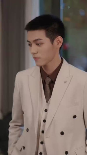 厉总的笼中雀(86) 厉总的笼中雀(86)热门短剧看不停