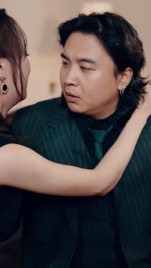 爱是常觉亏欠(44集) 爱是常觉亏欠(44集)最火短剧热播