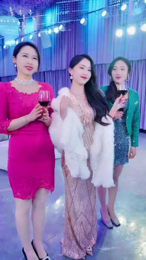 陆夫人马甲掉一地(82集) 陆夫人马甲掉一地(82集)免费看全网短剧