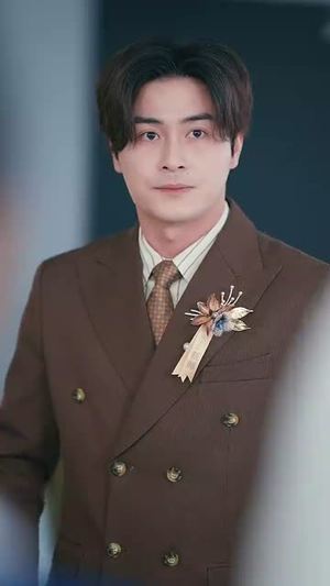 老公挽着白月光让我儿子喊妈(53集) 老公挽着白月光让我儿子喊妈(53集)一口气看完全集