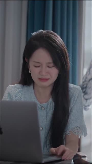 真假千金姐姐死后成为霸总白月光(74集) 真假千金姐姐死后成为霸总白月光(74集)精彩短剧追不停