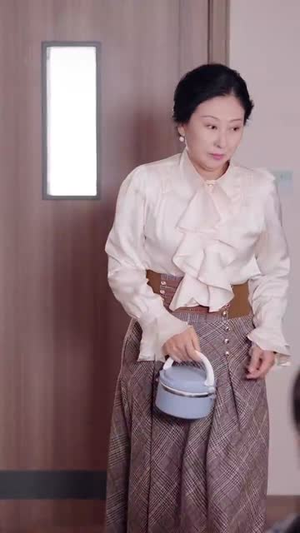 拱手河山讨你欢(61集) 拱手河山讨你欢(61集) 穿越短剧推荐