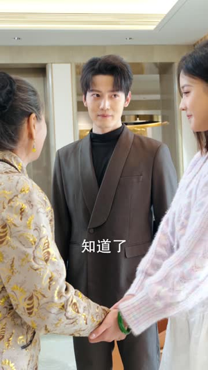 团宠干金归来周少要贴贴(62集) 团宠干金归来周少要贴贴(62集) 爆火短剧推荐