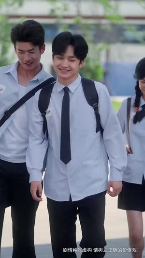 裂缝里的阳光(75集) 裂缝里的阳光(75集)爆款热门短剧