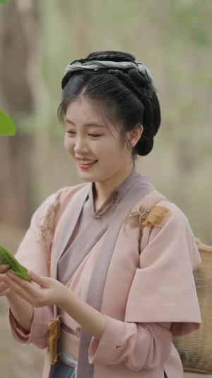 灾荒年小农女有满仓鱼肉 (95集) 灾荒年小农女有满仓鱼肉 (95集) 恋爱短剧分享