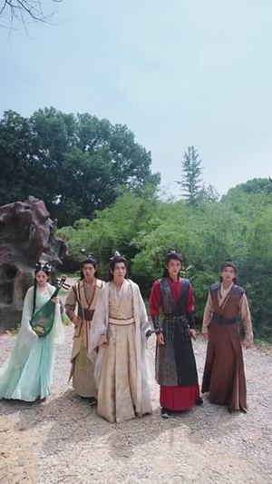 徒弟太争气乱教都成帝 (85集) 徒弟太争气乱教都成帝 (85集)网络小短剧