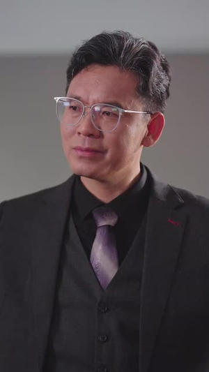 我签到就有钞能力 (61集) 我签到就有钞能力 (61集)好看上头的短剧