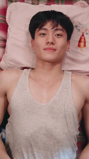 穿回六零我靠媳妇空间逆袭 (80集) 穿回六零我靠媳妇空间逆袭 (80集)最火爆短剧