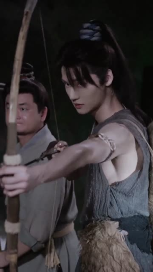 惊逃荒路上她捡到了一代君王（78集）短剧在线看