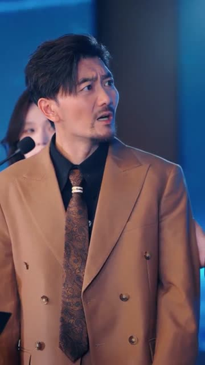 破产边缘被我资助的孩子们神兵天降(69集) 破产边缘被我资助的孩子们神兵天降(69集)热播古装短剧