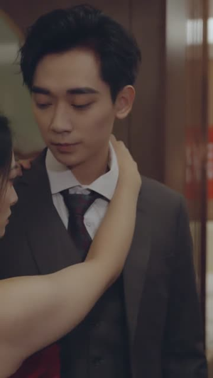 玫瑰小姐狩猎计划 (60集) 玫瑰小姐狩猎计划 (60集)精彩片段