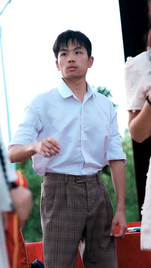 九朝帝君开局金莲喊喝药(61集) 九朝帝君开局金莲喊喝药(61集)流畅播放免费看